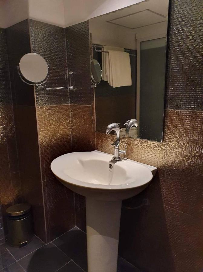 曼谷 蒙大拿沙东旅馆酒店 外观 照片